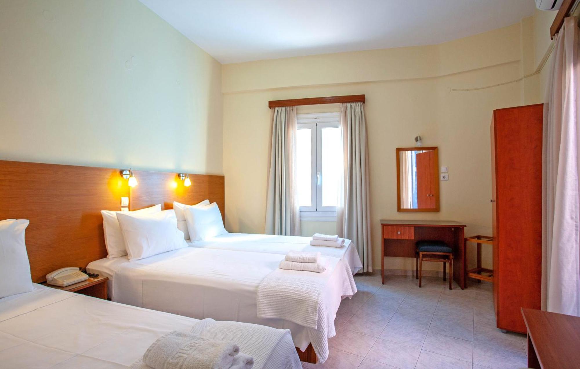 Lucia Hotel Chania  Exterior photo