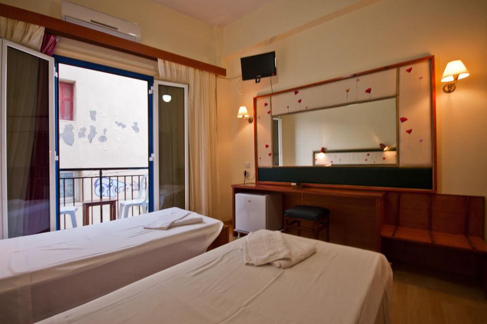 Lucia Hotel Chania  Exterior photo